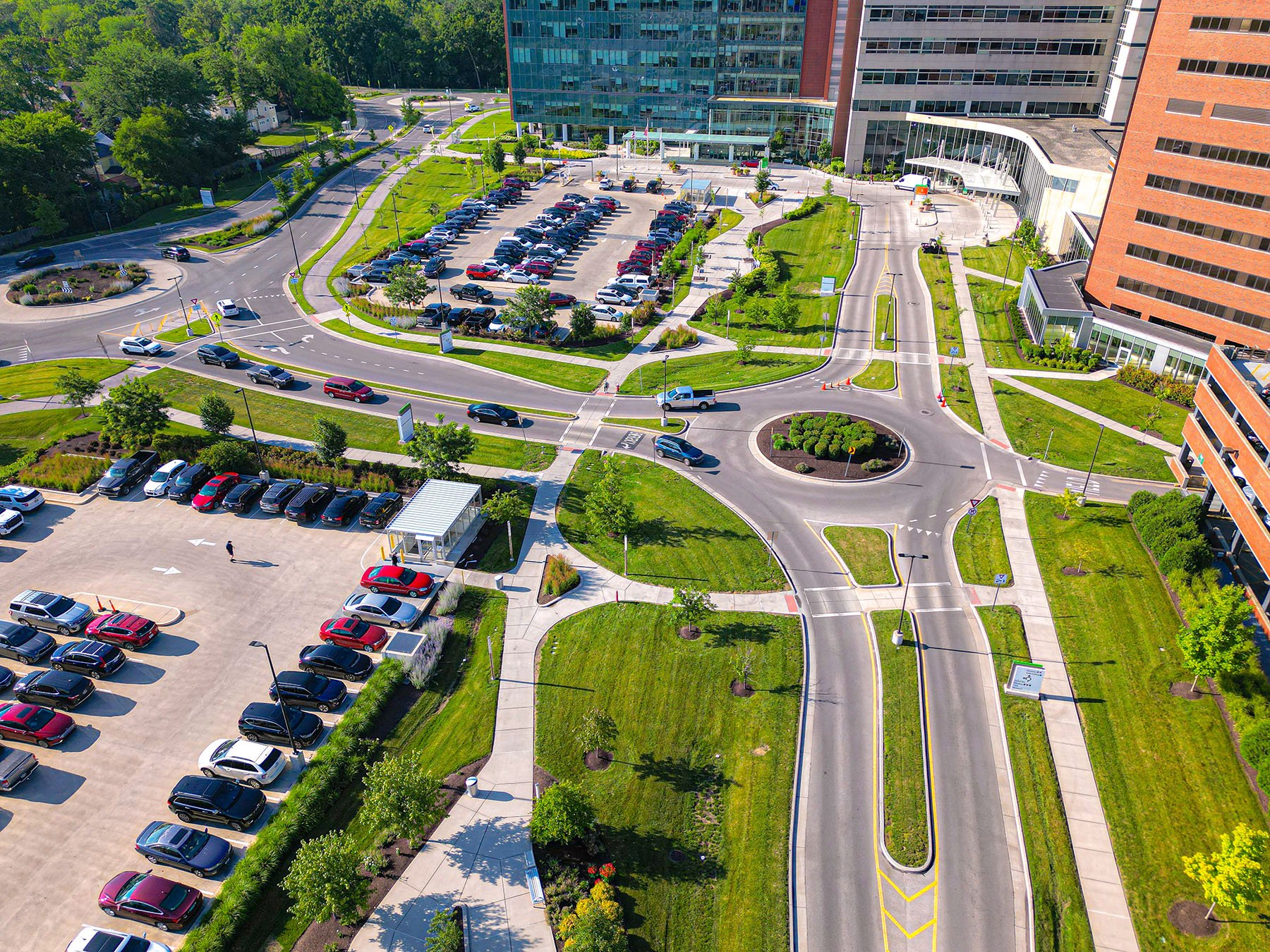 Green Turf | Parking Lot Medical Facility Commercial Landscaping