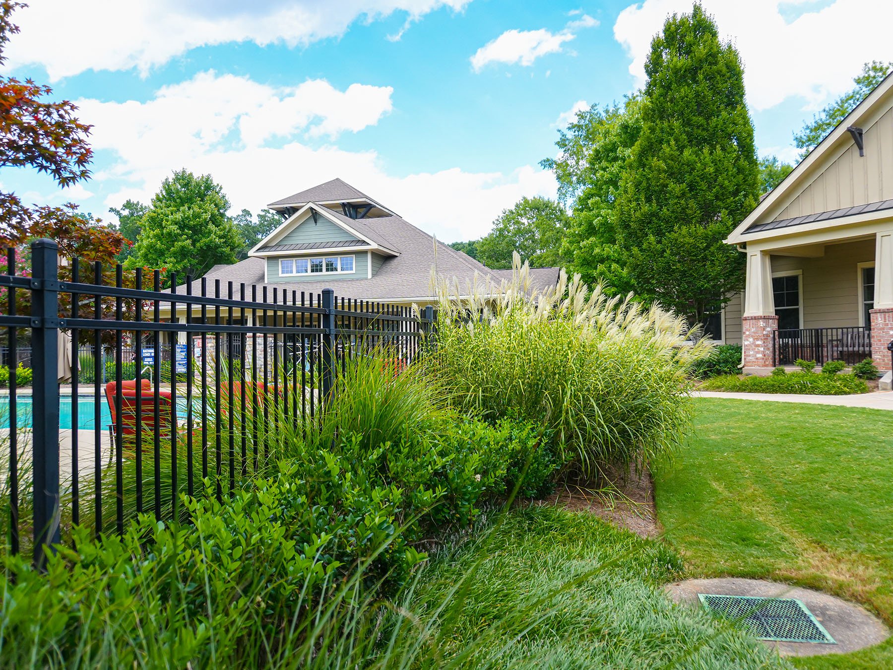 Apartment Complex Landscaping 