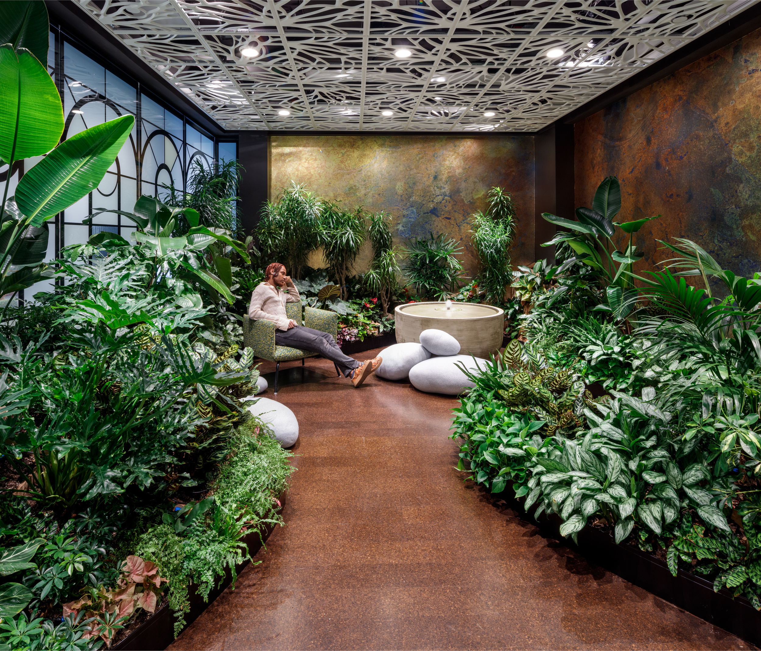 Example of lush plants in an office